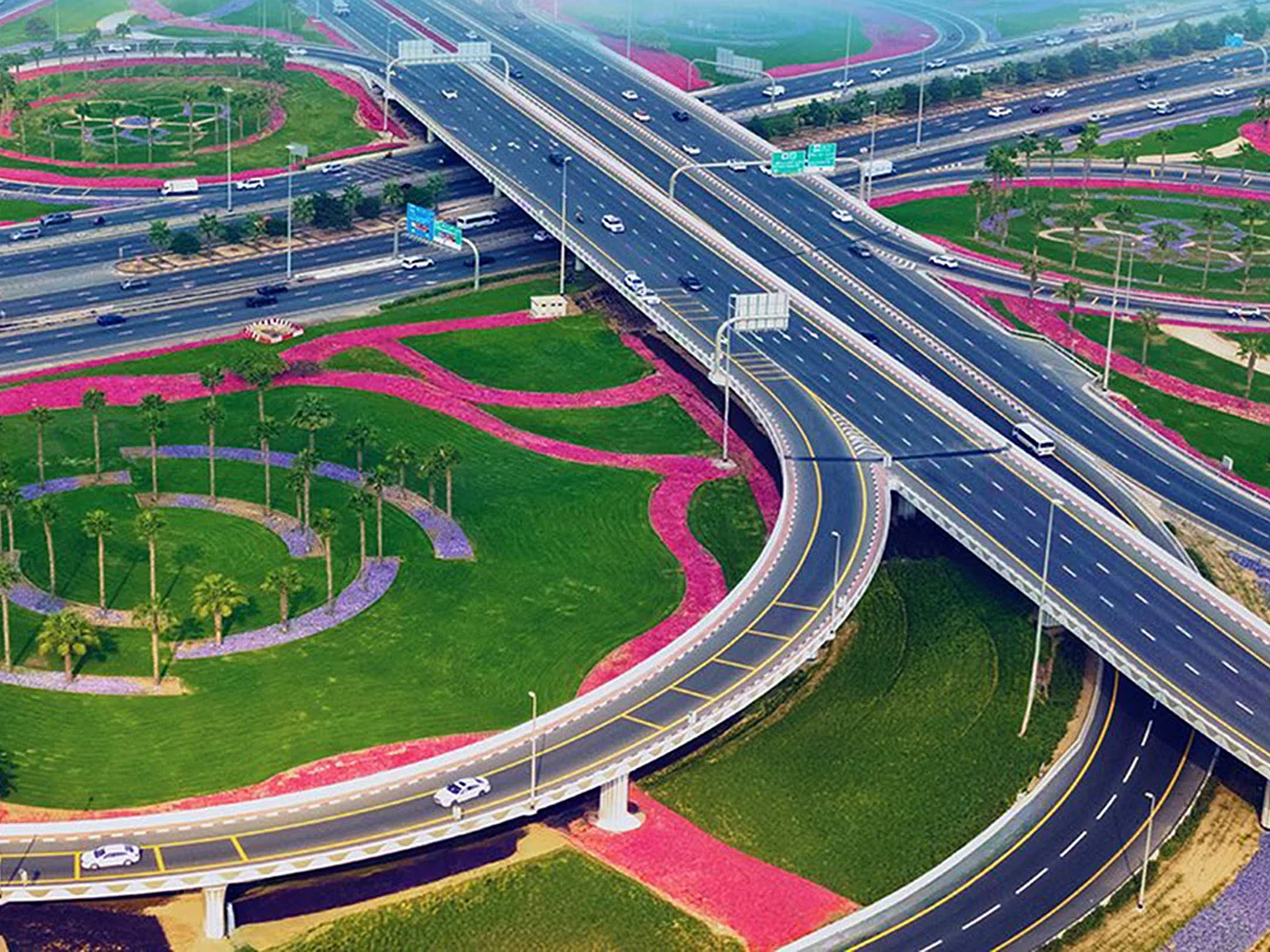 Dubai Municipality completes AED190 million landscaping projects across major intersections in the city 