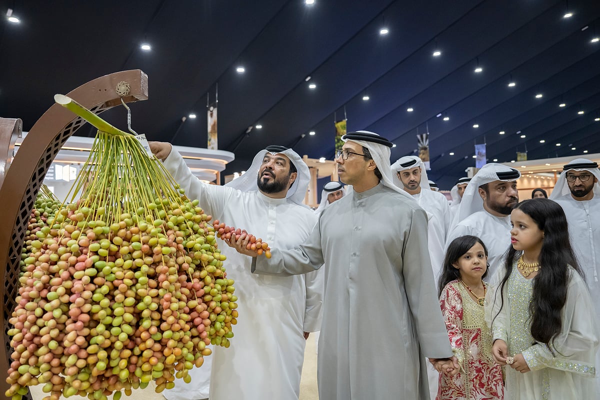 Sheikh Mansour bin Zayed Al Nahyan, Vice President, Deputy Prime Minister and Chairman of the Presidential Court visits the 21st Liwa Date Festival in Liwa City, Al Dhafra Region.