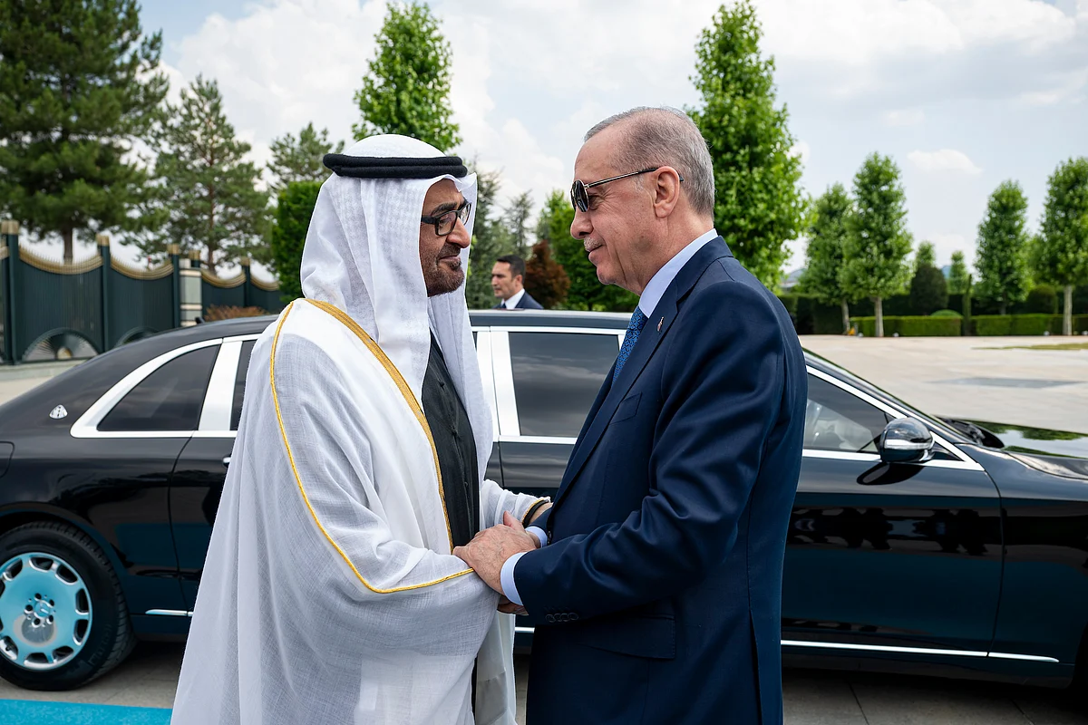 UAE, Turkey Presidents pledge to boost cooperation
