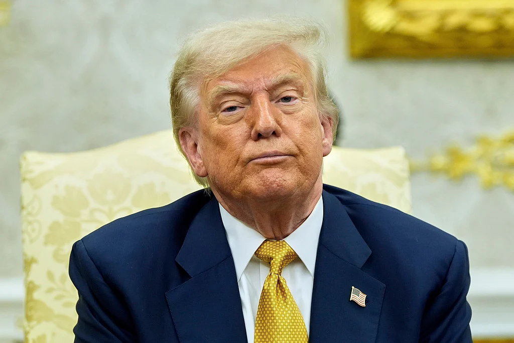  Trump diagnosed with vein condition after swollen legs spark concern