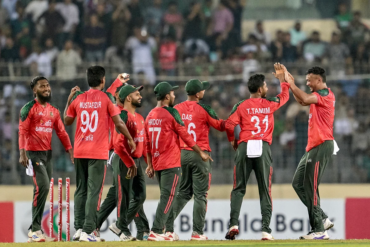 Clinical Bangladesh thump sloppy Pakistan in first T20I