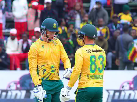 South Africa sail into final with seven-wicket win over Zimbabwe in T20I Tri-series at the Harare Sports Club in Harare on Sunday.