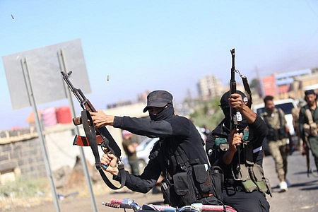 Syrian interim government begins phased implementation of ceasefire in Sweida.