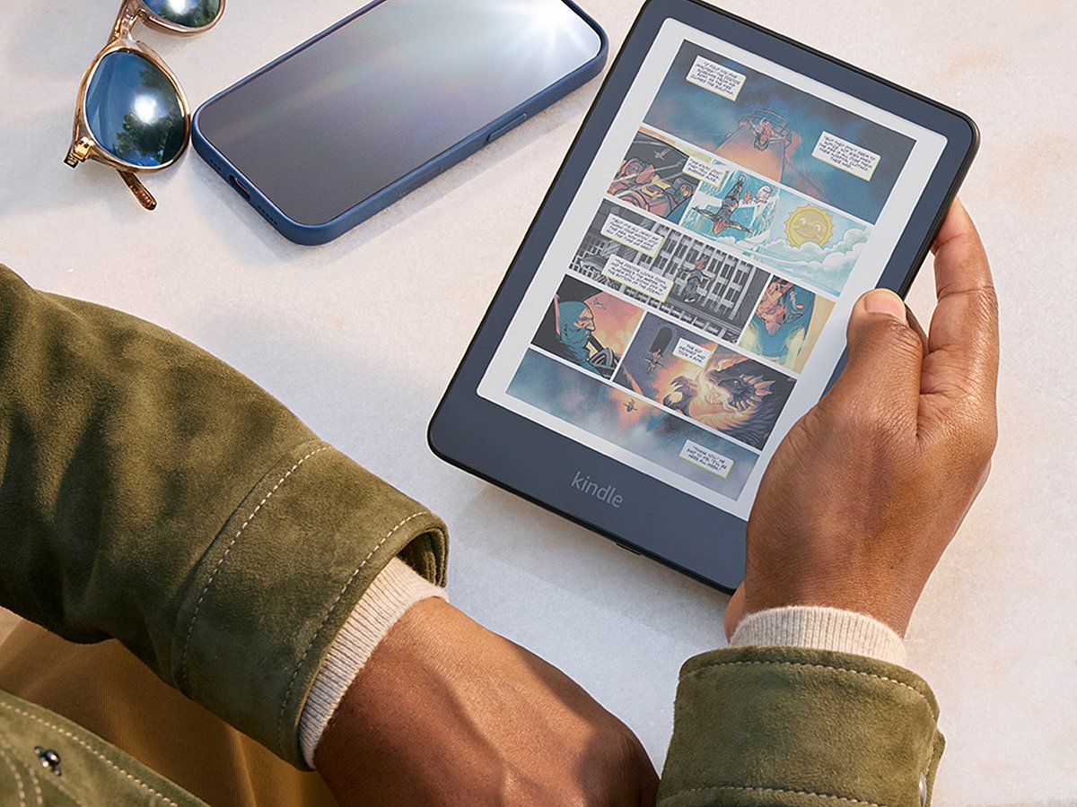 The new Kindle Colorsoft devices feature Amazon’s high-contrast 7-inch colour display, designed to enhance the reading experience for everything from graphic novels to textbooks. 