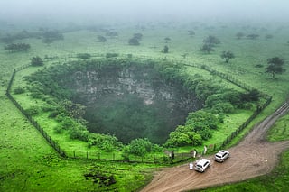 Oman sinkhole marvels attract adventure tourists -video