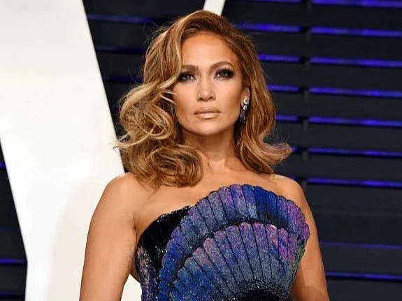 Jennifer Lopez 1-1654255674541