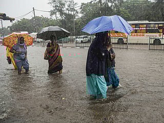 Monsoon chaos grips India: Heavy rains trigger alerts in key states