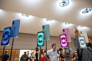 Apple shuts flagship China store as iPhone loses ground to Huawei, Xiaomi