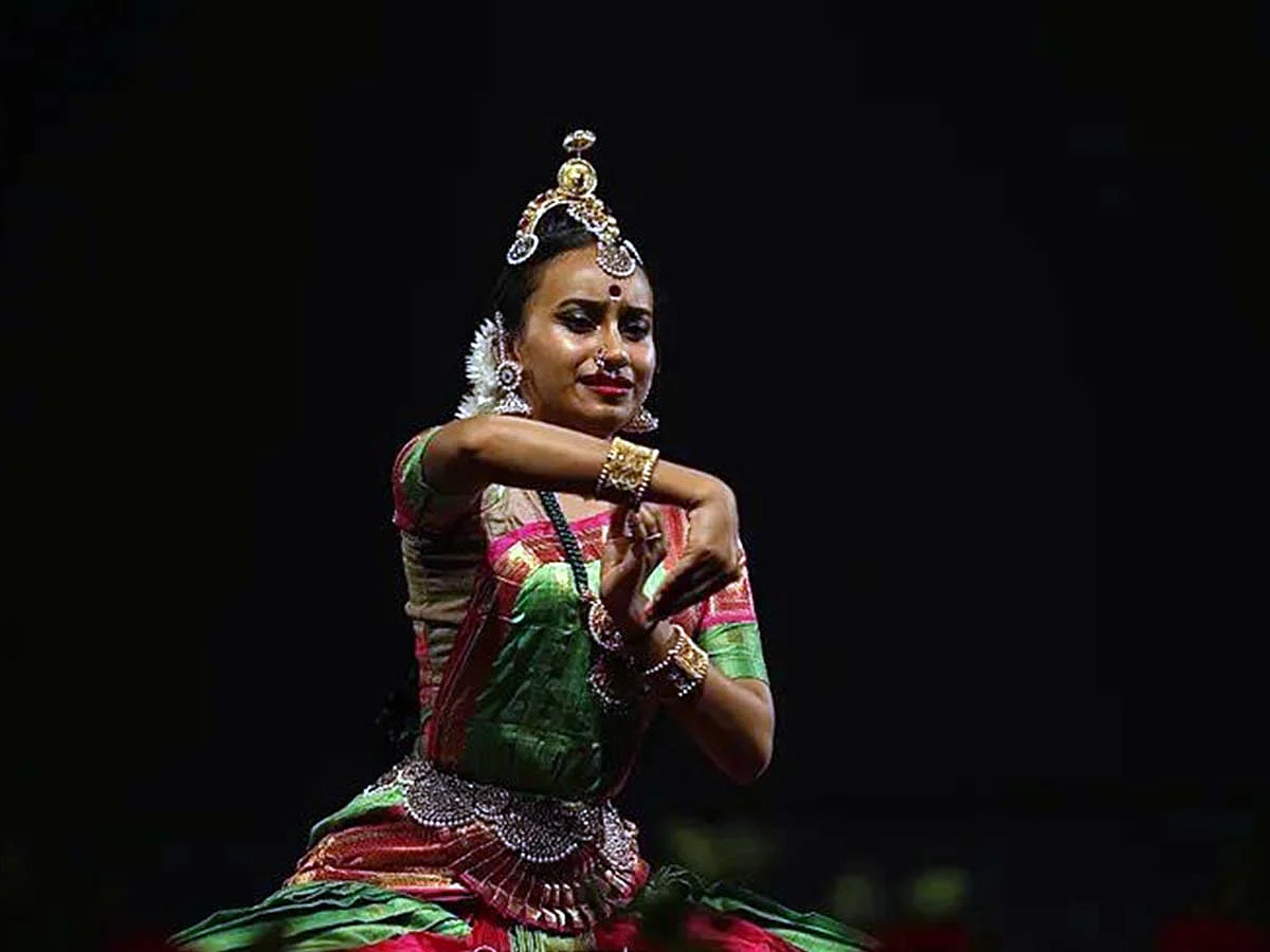 Remona Evette Pereira 
