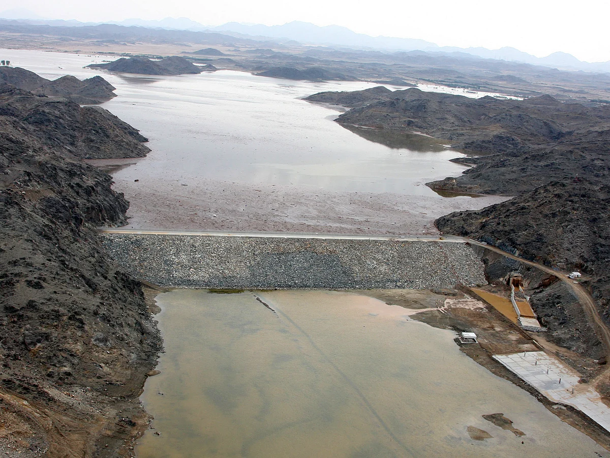 SAUDI DAM
