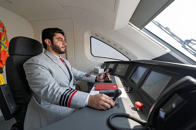 Modern mobility on track – The cutting-edge design of Etihad Rail’s passenger trains reflects the UAE’s commitment to innovation and sustainable transport.