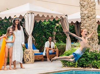 Free nights, food discounts, spa perks: Dubai’s staycation deals heat up