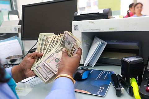 Planning on remitting Indian rupee, Pakistan rupee or Philippine peso? Here’s how you can take advantage of remittance-beneficial rates and when.