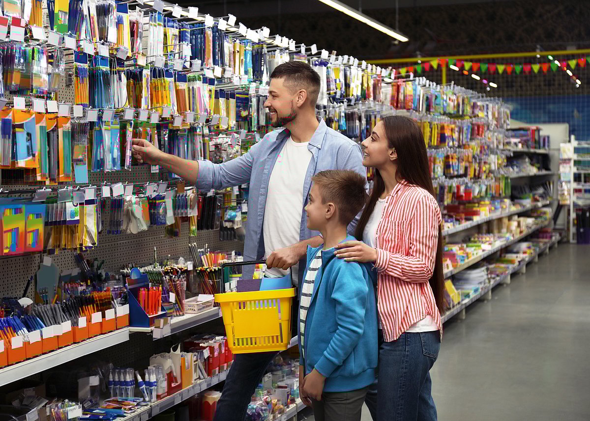 Back-to-school shopping in the UAE doesn’t have to be expensive. Parents are sharing how they save hundreds on uniforms, textbooks, and supplies with clever tricks, swaps, and early shopping