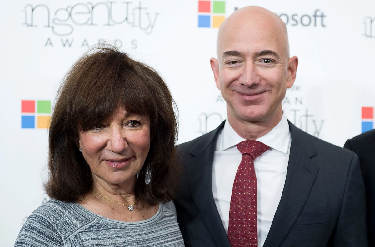 Jackie Bezos with Jeff Bezos