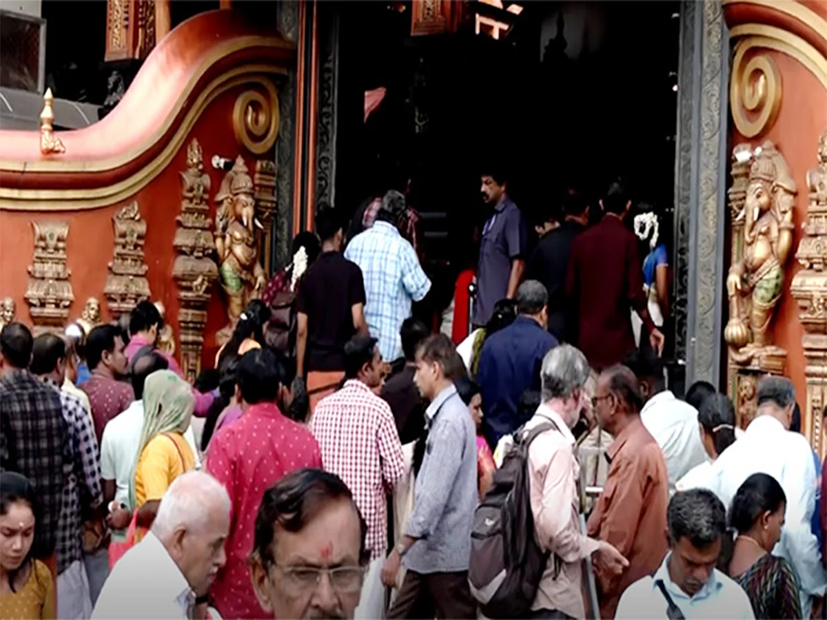 Devotees flock to Pazhavangaadi Ganapathy temple in Thiruvananthapuram on the occasion of Malayalam New Year, Chingam 1.
