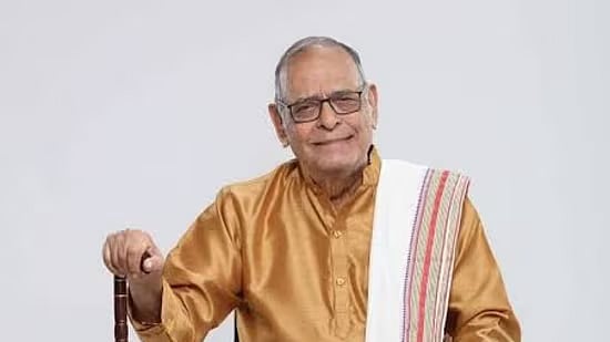 Potdar, who made a late entry into films at 44, went on to become one of the most recognisable supporting actors in Hindi and Marathi cinema. 