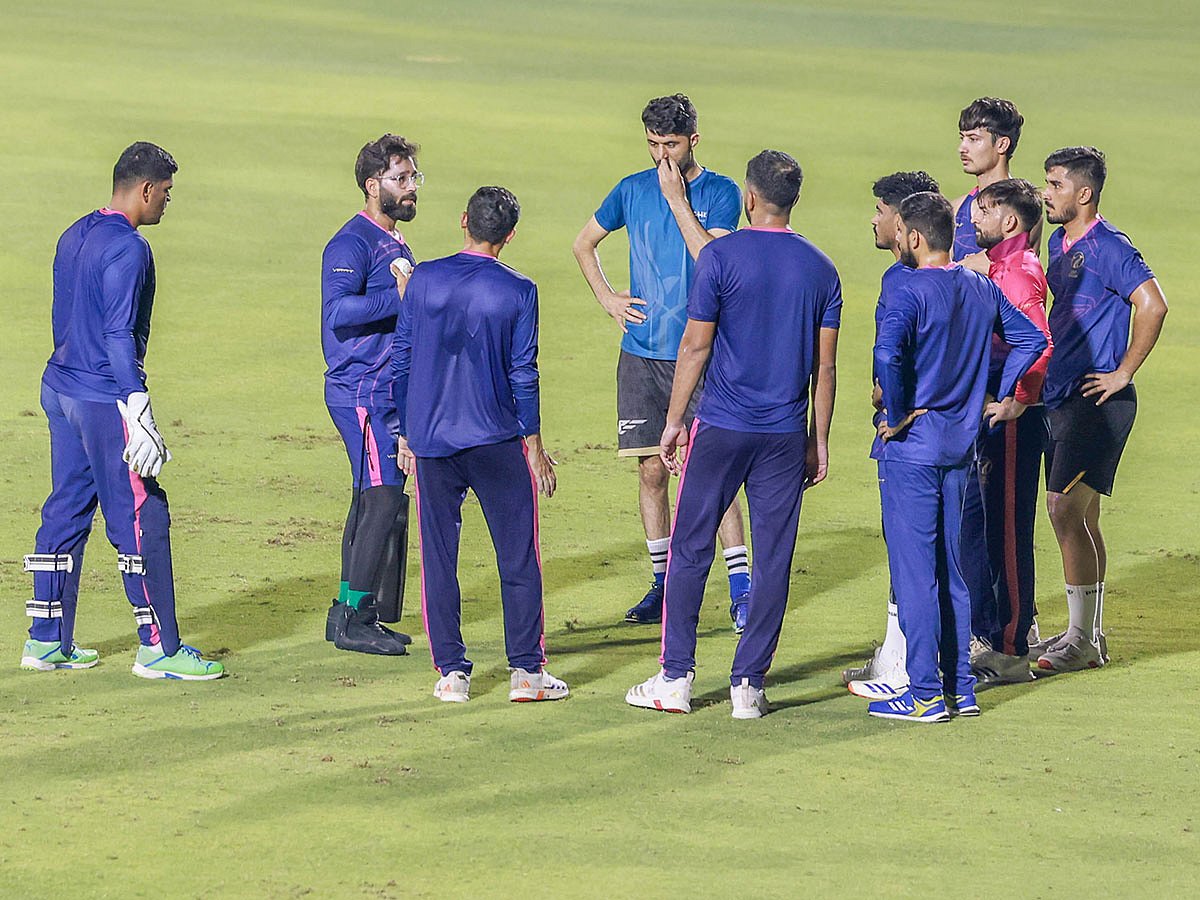 UAE players and staff discuss the plan ahead of the fielding practice session at the ICC Academy in Dubai.