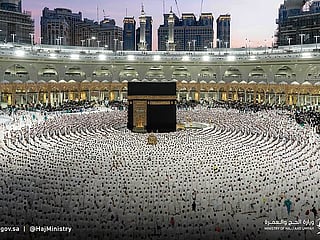 Emirati father dies in Mecca after performing Umrah for late son