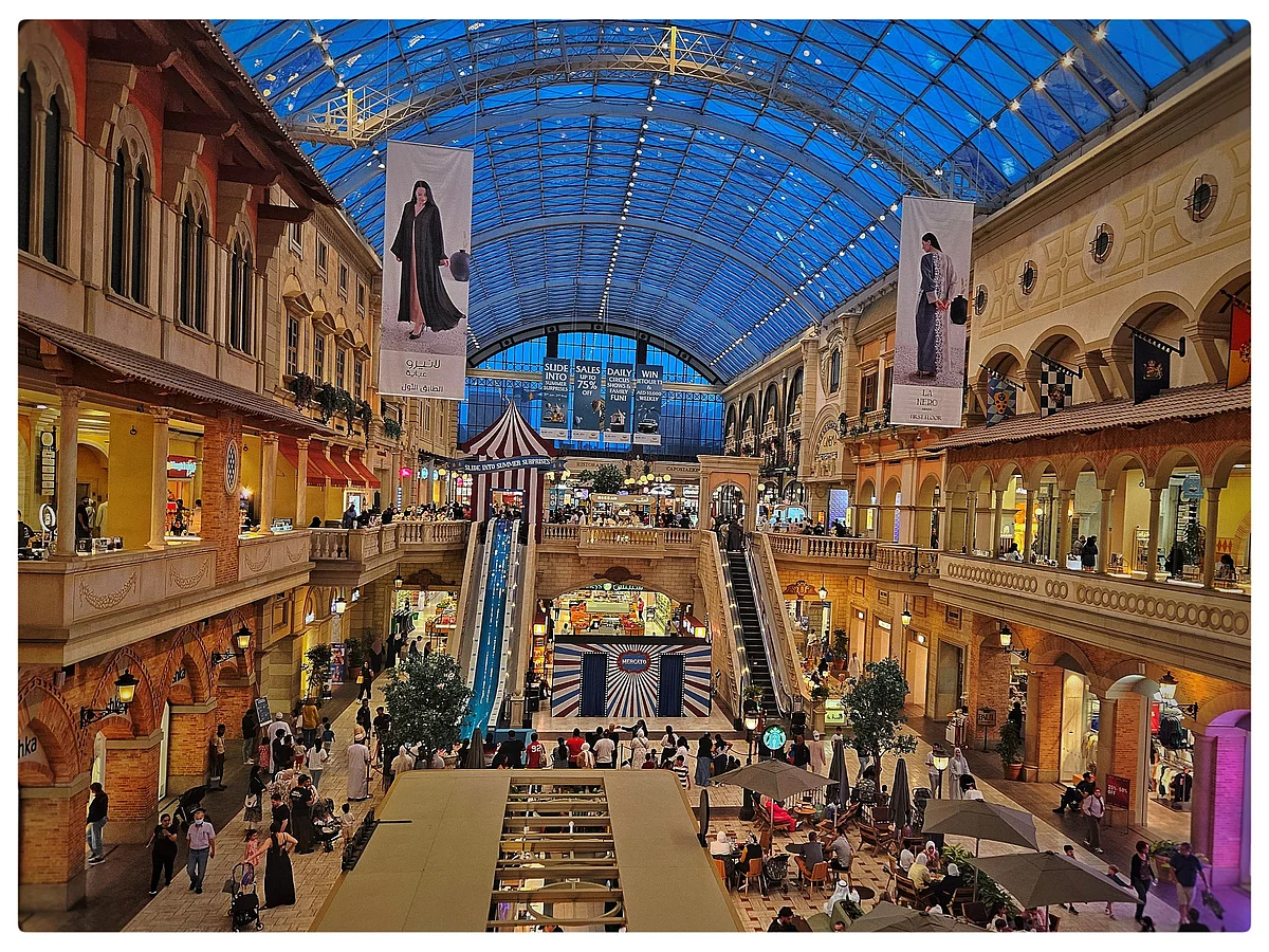 "Architectural grandeur" - Suhail Shaik Mohideen has captured the captivating interior of Mercato Mall. The image beautifully highlights the mall’s Renaissance inspired architecture and lively, vibrant atmosphere.
