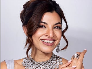 Tasneem Raza