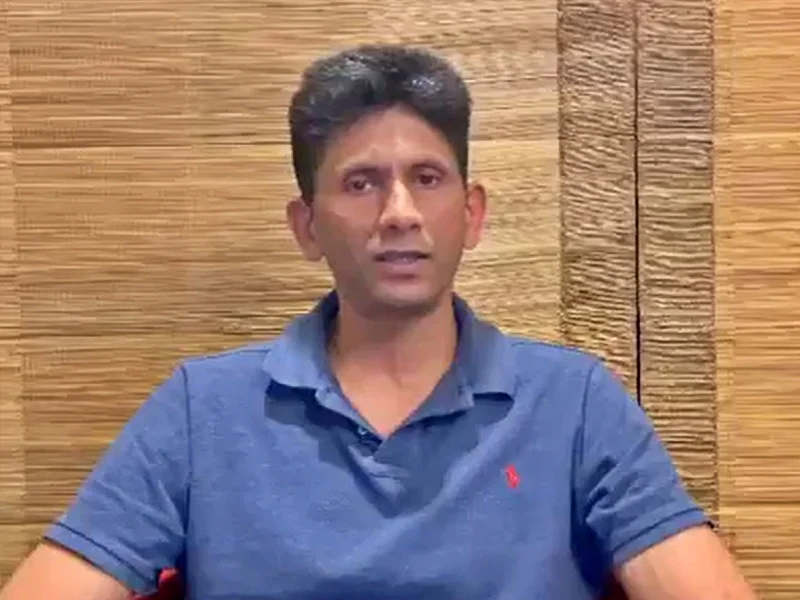 Former Indian pacer Venkatesh Prasad has thrown his hat in the election for KSCA President.