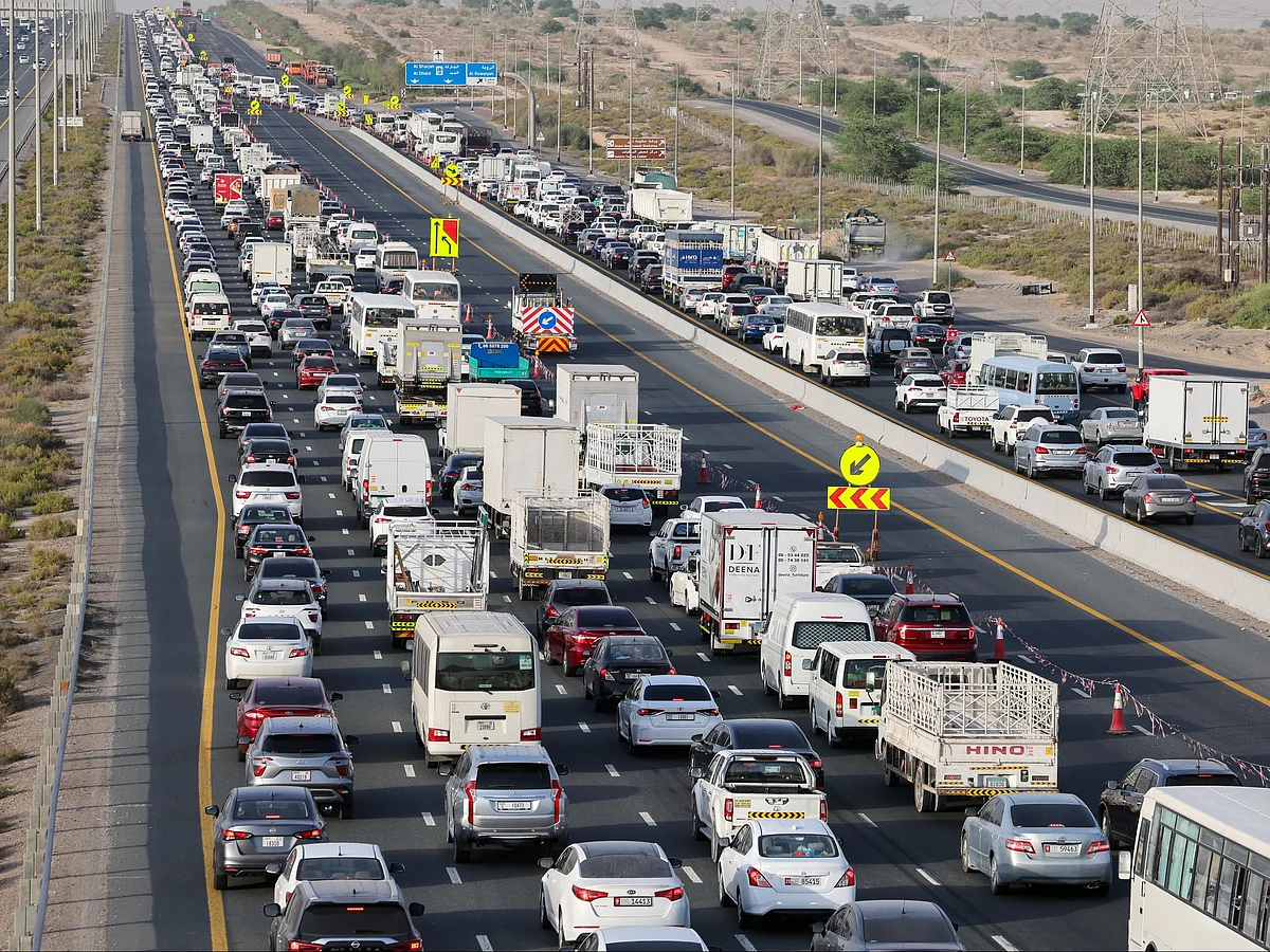 Stock Emirates road traffic