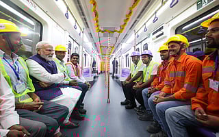 Indian PM Narendra Modi flagged off Metro trains from Jessore Road Metro Station, formally opening the Sealdah–Esplanade, Beleghata–Hemanta Mukhopadhyay, and Noapara–Jai Hind Bimanbandar sections. He also rode the Metro with schoolchildren and shramjivees (workers), highlighting the role of the upgraded transport system in easing daily commutes.