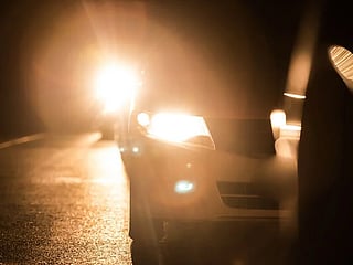 UAE: Traffic fine for driving without headlights at night