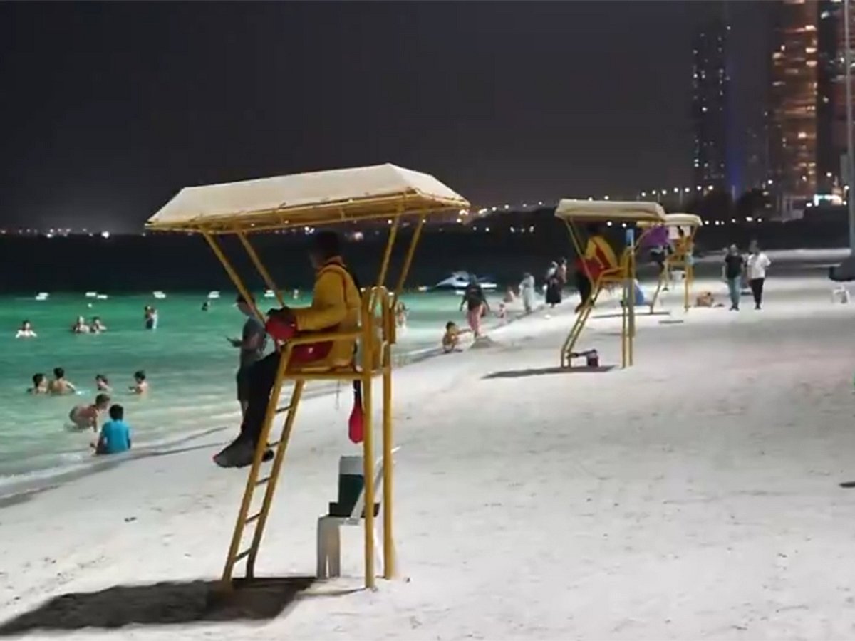 Abu Dhabi Night Beach