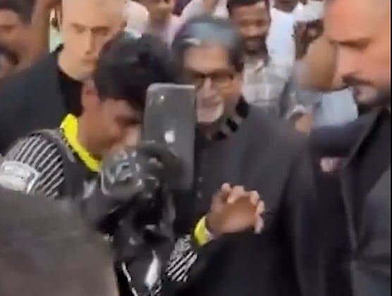 Dubai visitors mistake lookalike for Bollywood star Amitabh Bachchan
