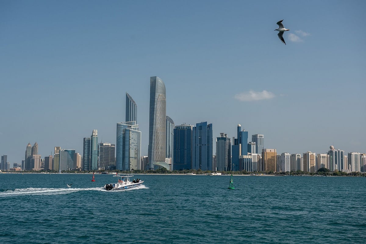 Stock Abu Dhabi skyline 2025