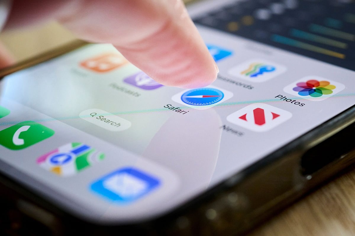 Apple Eyes Move To AI Search