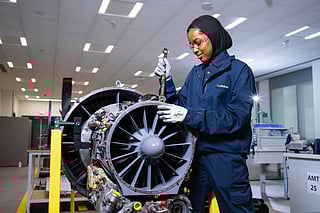 flydubai opens applications for Emirati technicians