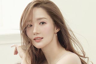 Park Min-young tired of health and weight-loss rumours, folds hands for fans: 'From now, no mentioning...'