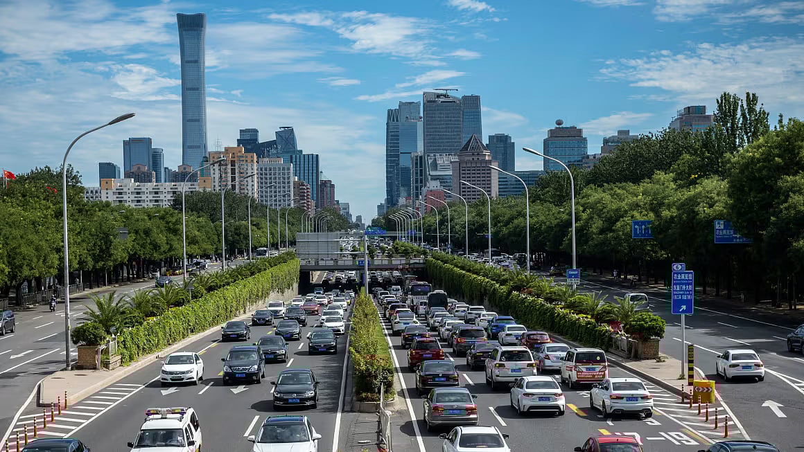 China's K visa, launched on September 24, forms part of of China’s broader strategy to boost its innovation capacity and compete with the US for top talent by tweaking immigration rules, lowering hurdles and offering an alternative to increasingly restrictive US visa policies. A daytime view of Beijing, China.
