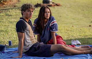 Gavin Casalegno and Lola Tung played the roles of Belly and Jeremiah in The Summer I turned Pretty. 