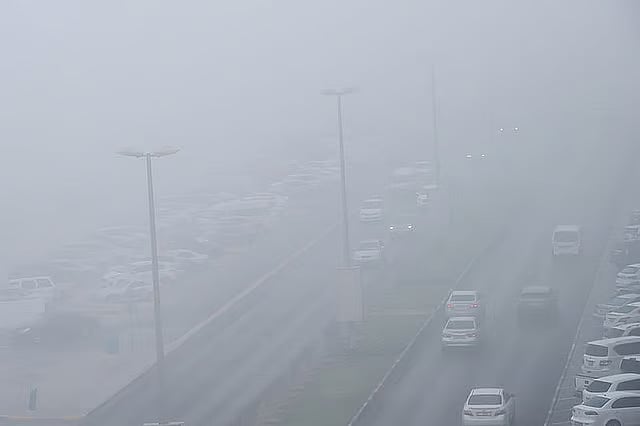 Dense fog in Abu Dhabi, NCM urge caution amid low visibility