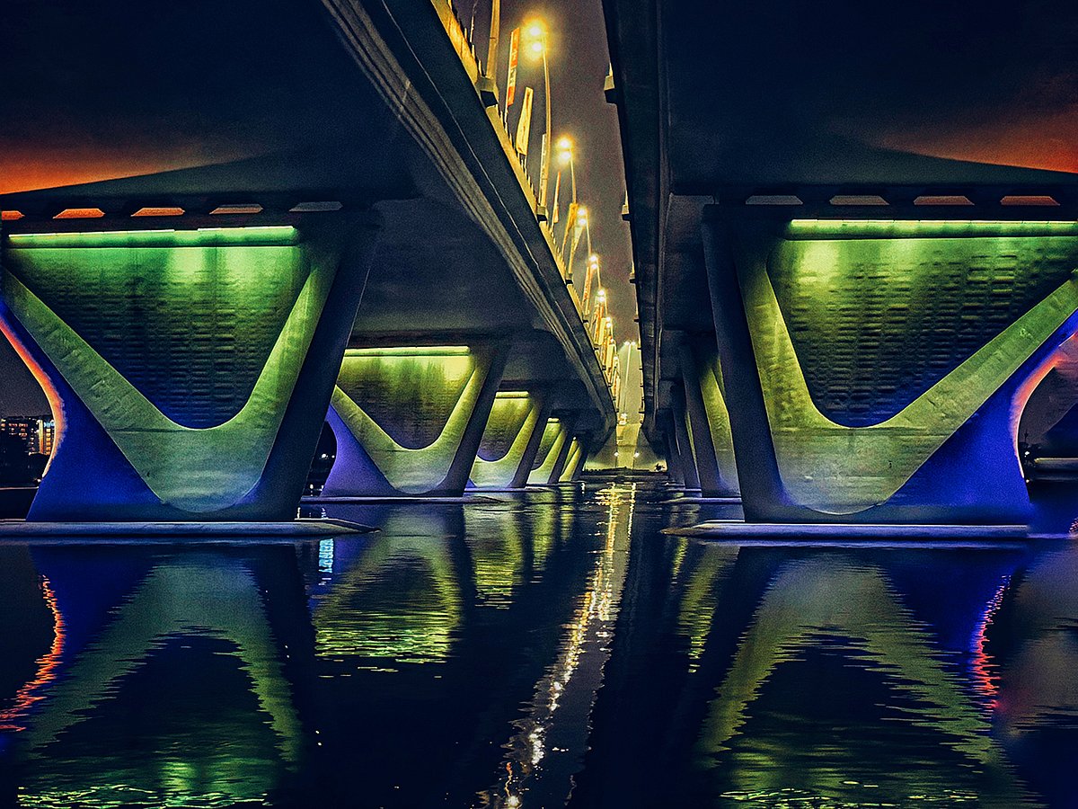 One of Dubai’s most stunning sights, Business Bay bridge reflects beautifully in the water below, creating a dreamlike scene—Gulf News reader photo by Dr Naveen Aggarwal.