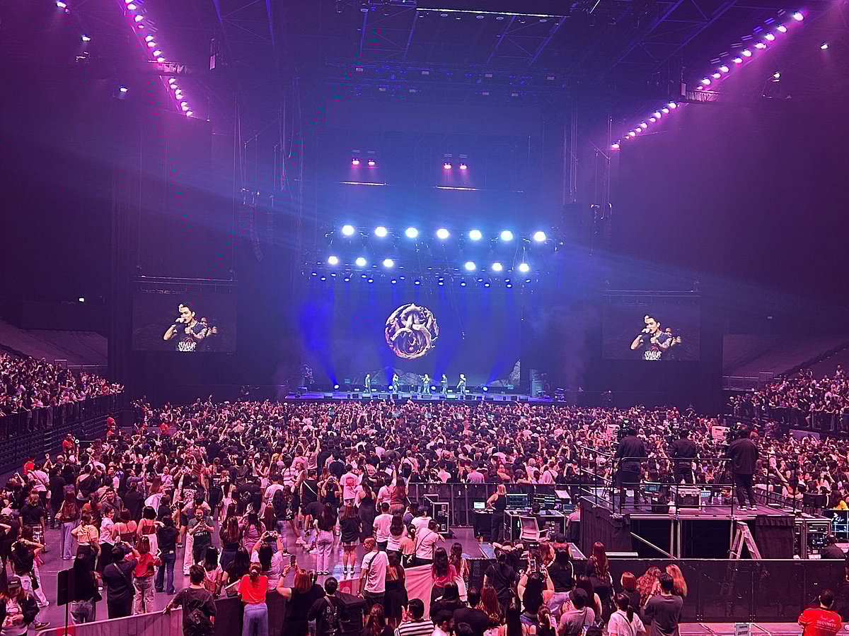The Coca-Cola Arena was filled with fans of the kings of P-pop.