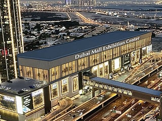 The venue features an open floor plan with flexible zoning options.