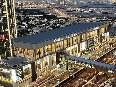 The venue features an open floor plan with flexible zoning options.