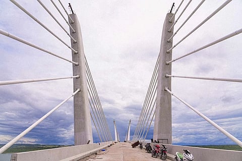 The 1,580-meter Camalaniugan Bridge is poised for completion before Christmas and promises to redefine local infrastructure with its world-class design and functionality. 