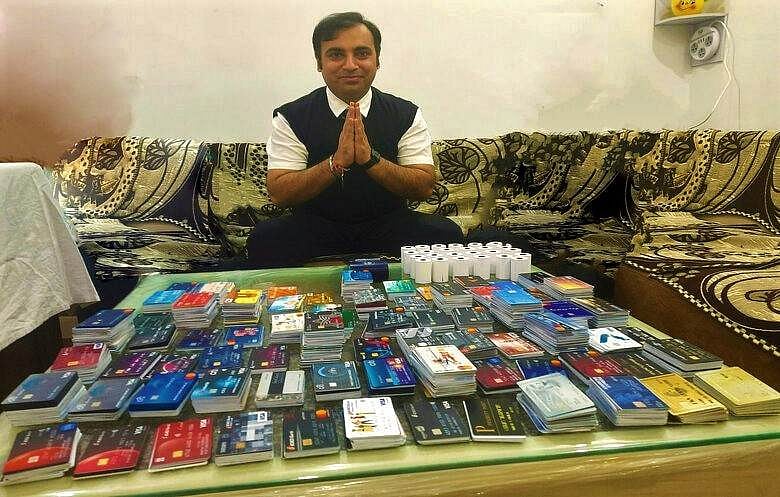 Manish Dhameja set a world record for 1,638 credit cards