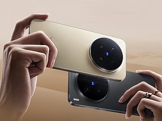 The Vivo X300 Pro is a flagship built around imaging and performance.