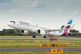 Eurowings introduces Premium BIZ Seat on medium-haul flights and expands services to Germany