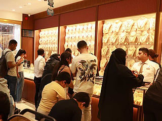 Gold shoppers in Deira, Dubai