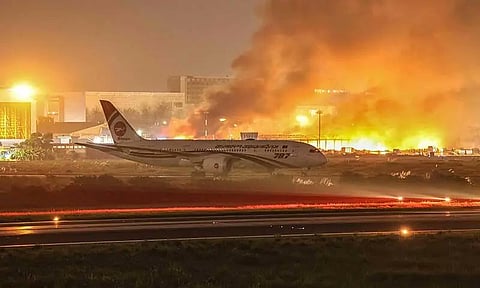 
Airport, Air Force, and fire teams quickly launched a coordinated response.