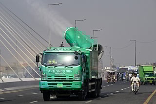Pakistan deploys anti-smog guns to fight Lahore haze