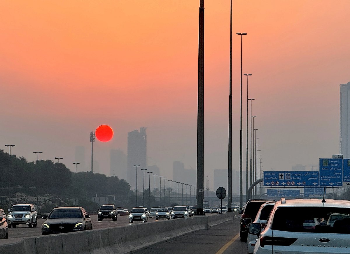 Heading home? Dubai-Sharjah commuters face bumper-to-bumper traffic this evening